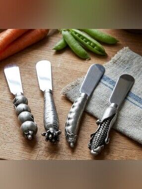 Set of 4 Decorative Vegetable-Themed Spreaders in Silver Tone